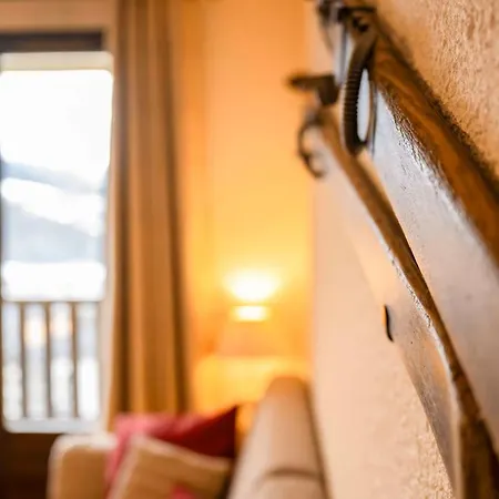 Apartment Esprit Montagne - Vue - Balcon - Parking Barcelonnette